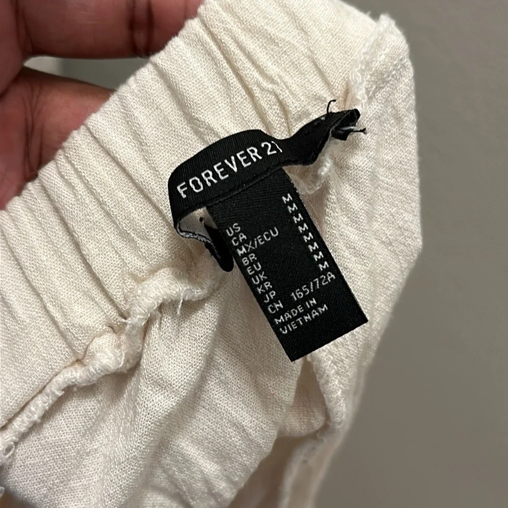 Linen Shorts ✨ - Picture 5 of 5